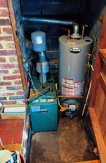 https://wembleyhotwater.com.au/uploads/2025/06/gas-hot-water-system-50310.jpg
