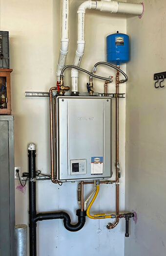 https://wembleyhotwater.com.au/uploads/2025/06/instant-hot-water-systems-98444.jpg